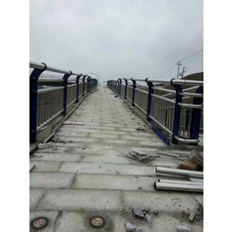 山东飞龙桥梁护栏-湖北不锈钢复合管栏杆