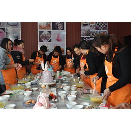 枣庄烘焙培训 面包 甜点 韩式裱花 翻糖蛋糕培训学校