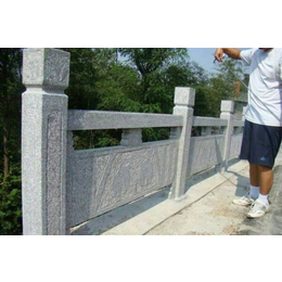 石质桥栏杆厂商、威海石质桥栏杆、山发石业(在线咨询)