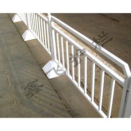 道路护栏制作安装|运城道路护栏|鑫飞护栏