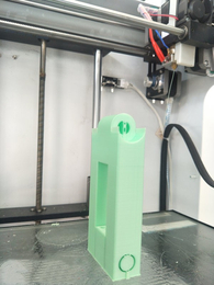 威海3D打印机-赛钢橡塑-3D打印机打印精度