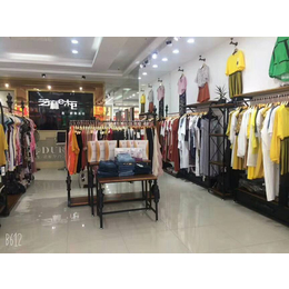 芝麻e柜今年目标在海南省开发200家服装品牌折扣店