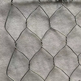 生产销售编织铁丝网镀锌防洪铅丝笼 堤坡防护石笼网箱格宾网