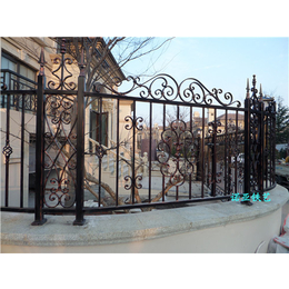 庭院铁艺围栏|新疆铁艺围栏|诺亚铁艺(查看)