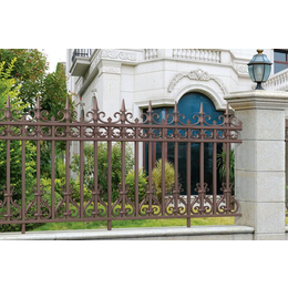华雅铝艺德国技术(图)、庭院围栏代理、惠州庭院围栏