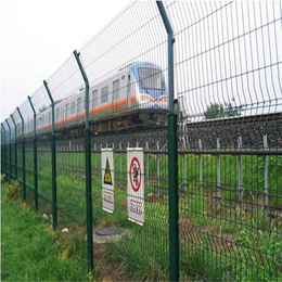 南京铁路护栏厂家铁路隔离网