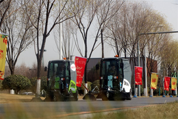 小型扫路车价格-湛江小型扫路车- 田意环保推雪机厂家
