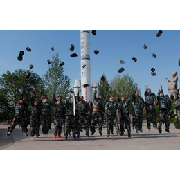 北京企业军训场地 员工军训拓展训练
