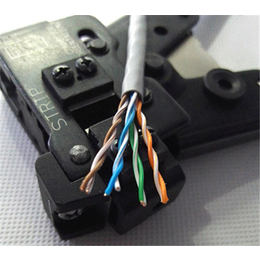 大唐光电线缆(图),双屏蔽光缆报价,光缆