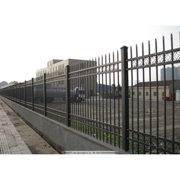  低价销售锌钢护栏网 四横梁锌钢护栏组装式围墙护栏小区住宅围栏