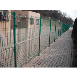 名梭护栏厂(图),养殖围栏网护栏网,养殖围栏网