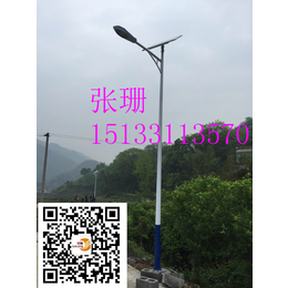 天津太阳能路灯厂家30瓦6米高多少钱一套