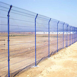 高速公路隔离栅栏 高速公路护栏网制造厂家 公路双边丝护栏网缩略图