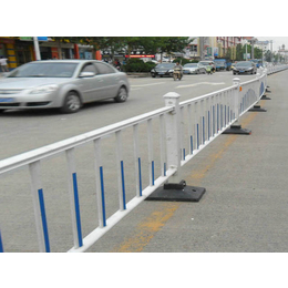青岛城市交通护栏网|河北宝潭护栏|城市交通护栏网使用寿命