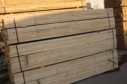 云南辐射松建筑木方-八达木材厂家-辐射松建筑木方批发价格