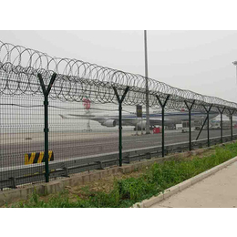 利利网栏网片_临汾机场围栏_****机场围栏