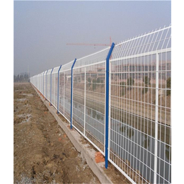 铁路防护栅栏,各种尺寸定做,金属网铁路防护栅栏