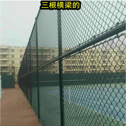 包塑勾花体育场操场围栏网球场护栏网学校操场防护网