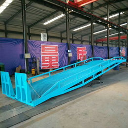 浙江省物流装卸3吨叉车装卸*设计 星汉加长8吨移动登车桥