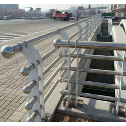 汉中桥梁河道栏杆-山东飞龙护栏制造公司(在线咨询)