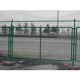 超兴金属丝网(图)-公路围栏-南昌围栏