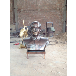 重庆校园人物铜雕塑定做-世隆雕塑