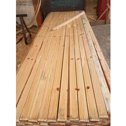 创亿木材厂家-威海樟子松建筑木材-出售樟子松建筑木材