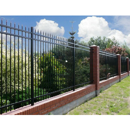 梅州锌钢栅栏图片 小区围栏款式 铁艺围栏定做价格