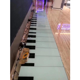 网红互动道具地板钢琴厂家