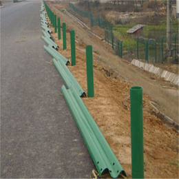 河南平顶山波形护栏安装人工费道路护栏波形护栏波形护栏价格