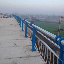 飞龙不锈钢复合管护栏(查看)-内江不锈钢碳素钢复合管栏杆