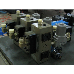 烟台伟航电液质量好(图)-液压升降平台厂家-泰安市伺服作动器