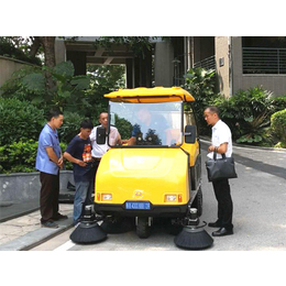 福州扫地车-凯迪威环保设备-电动扫地车