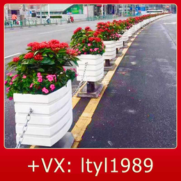 朗汀园林PVC道路景观花箱打造温暖回家路