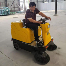 生产车间用的扫地车-济南扫地车-潍坊天洁机械(在线咨询)