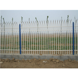 名梭(图)-锌钢护栏网多少钱一米-赤峰锌钢护栏网