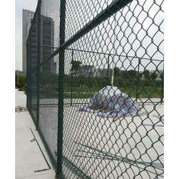 包胶篮球场护栏 中山操场隔离网 揭阳勾花网
