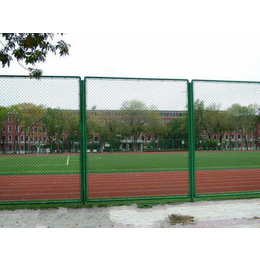 体育球场围栏安装-驻马店球场围栏-勾花护栏网(多图)