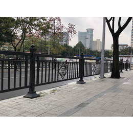 斗门市政道路护栏 珠海黑色道路护栏 人行道护栏厂家