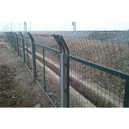 铁路沿线防护栅栏-宏鸿丝网(在线咨询)-铁路沿线防护栅栏厂家