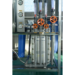 甘肃玻璃水设备-玻璃水设备厂-*机械(推荐商家)