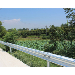 珠海金湾公路波形梁护栏安装施工规范