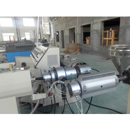 PE供水管设备-天信泰塑料机械-滁州供水管设备