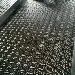 我厂生产销售 防滑铝板 脚踏板铝板 柳叶纹铝板 五条筋铝板