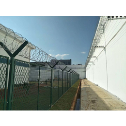 厂家定做机场护栏网Y型柱安全防护网刀片刺绳机场隔离防护围网