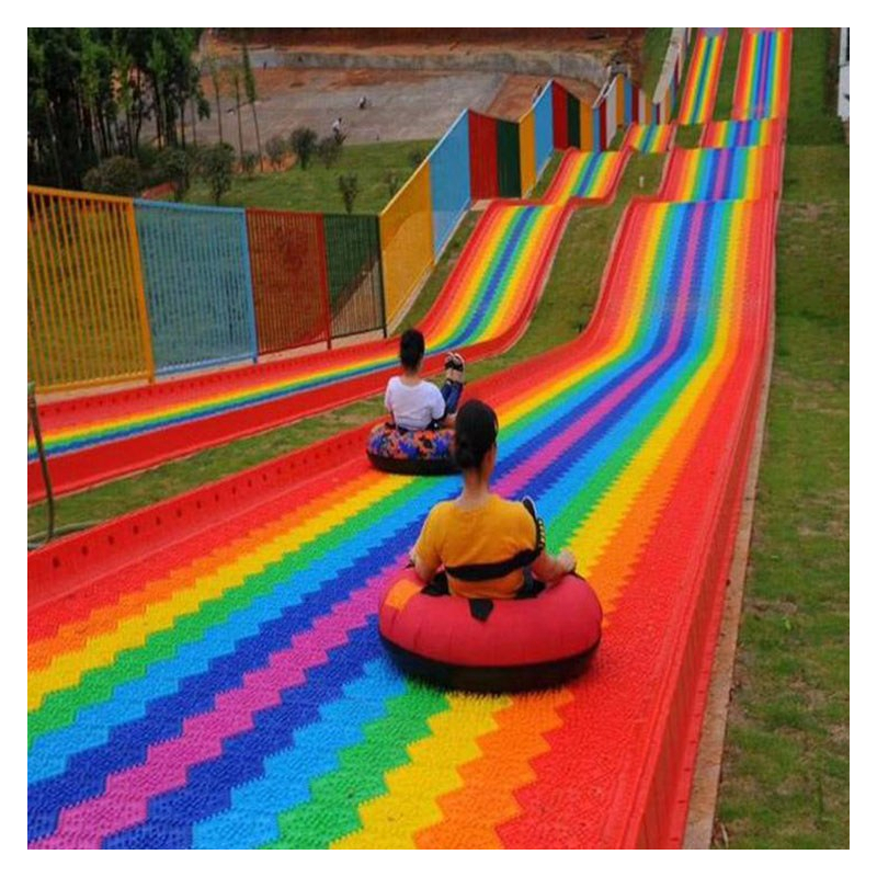 节假日引流网红滑道 一年四季都能玩的彩虹滑道