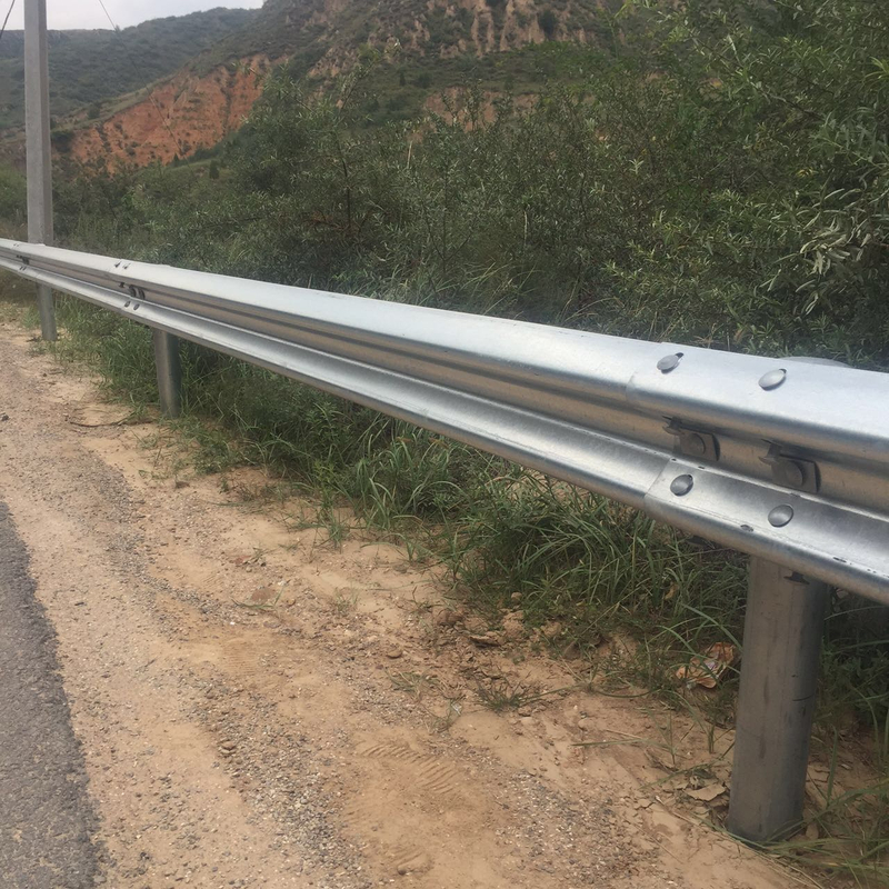 山西忻州单波双波波形护栏板不锈钢护栏高速乡村公路缩略图
