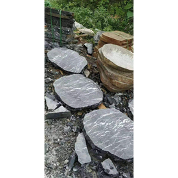 广东天然黑山石景观石 异形加工定制水钵体原石庭院草地切片石