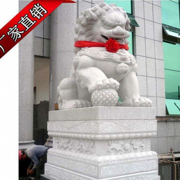 黄冈汉白玉石雕狮子生产厂家