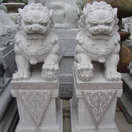 郴州汉白玉石雕狮子